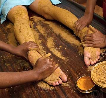 Udwarthanam (Dry Powder Massage )